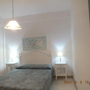 Isolde Villa Triscina