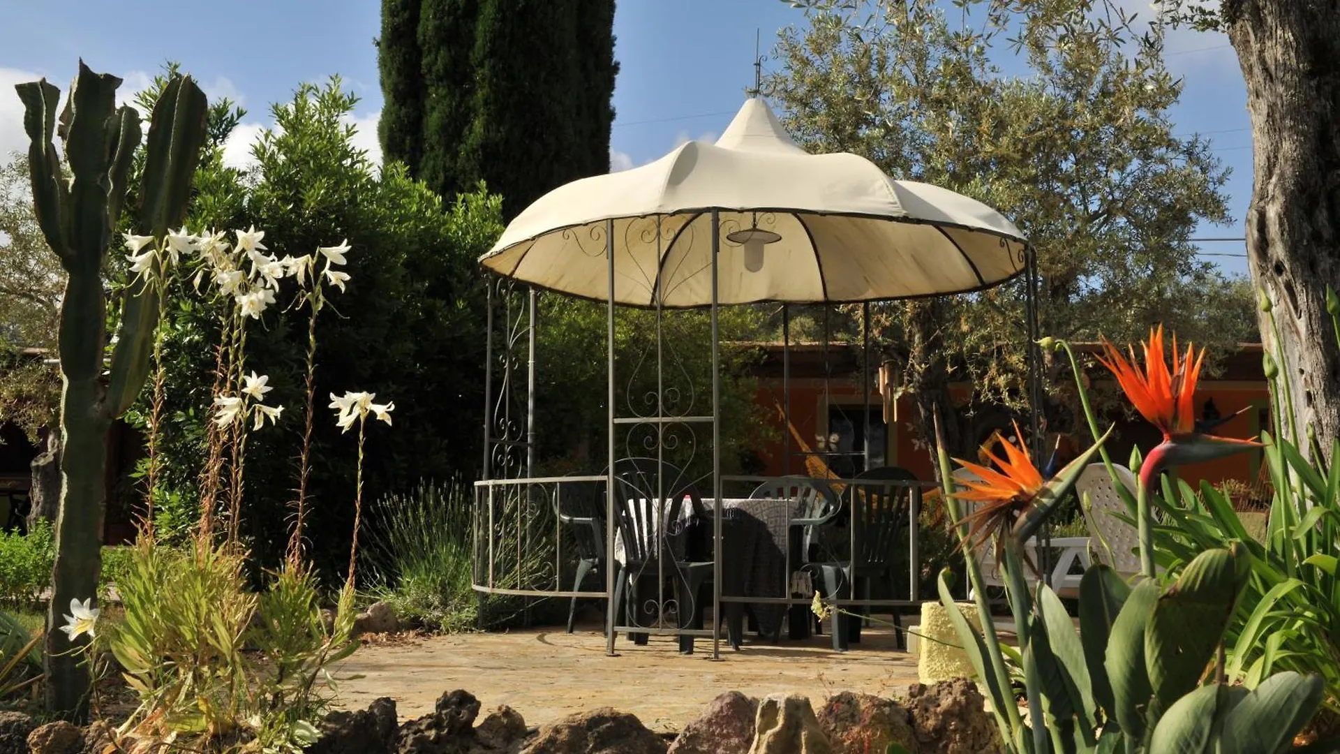 Butterfly House Bed & Breakfast Alghero